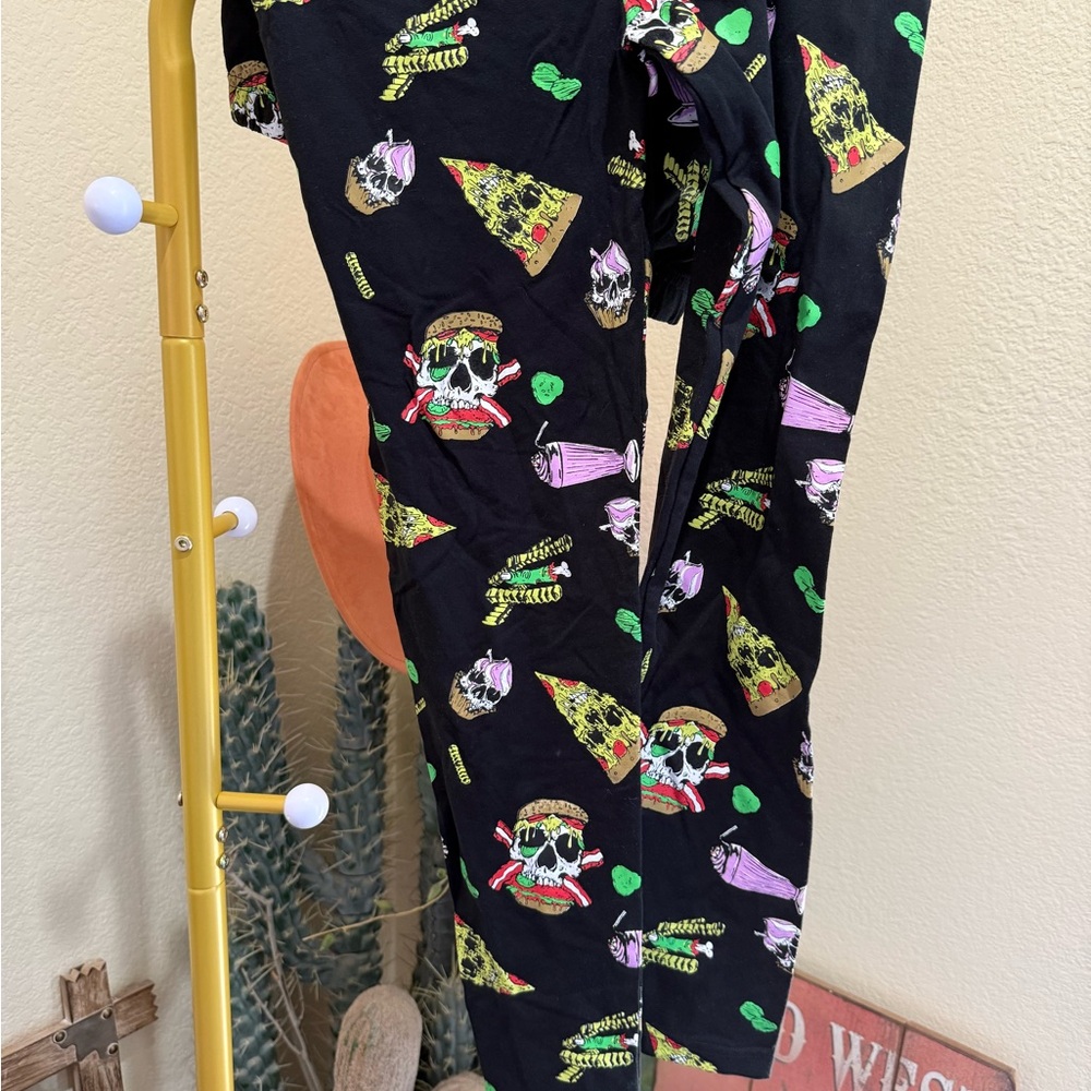 Jawbreaker leggings size xl nwot